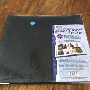 Darice top loading memory book 12 x 12” scrapbook-black